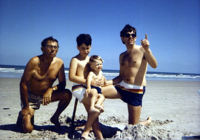 1986-04 Four Ross Men on the Beach.jpg