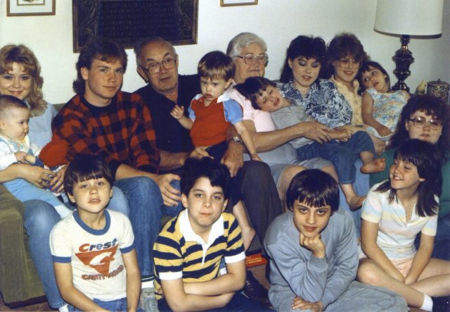 1987-04 Mag and Dobe with Grandchildren.jpg