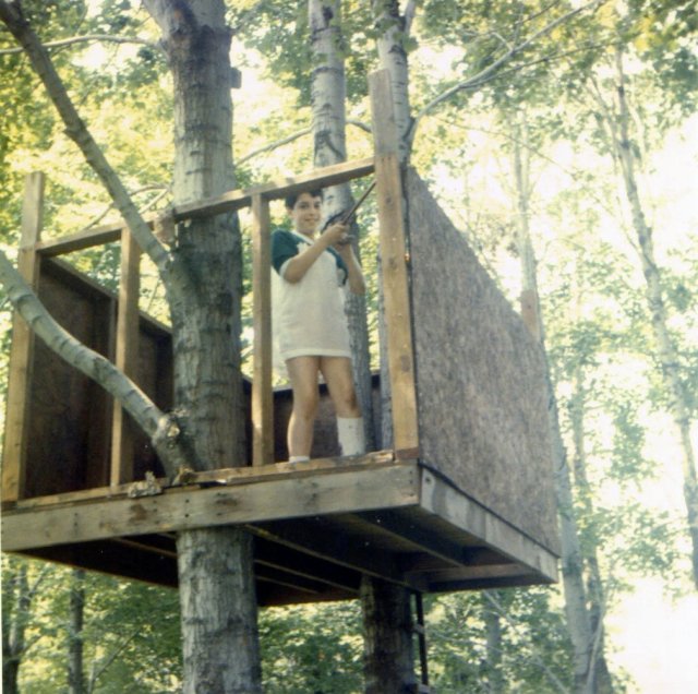 1988-09 End of the old tree house.jpg