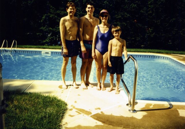 1993-08 Backyard Pool Family Fun.jpg