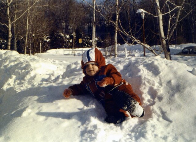 1978-01 Playing in the Snow.jpg