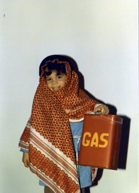 1979-10-31 Halloween during the oil crisis.jpg