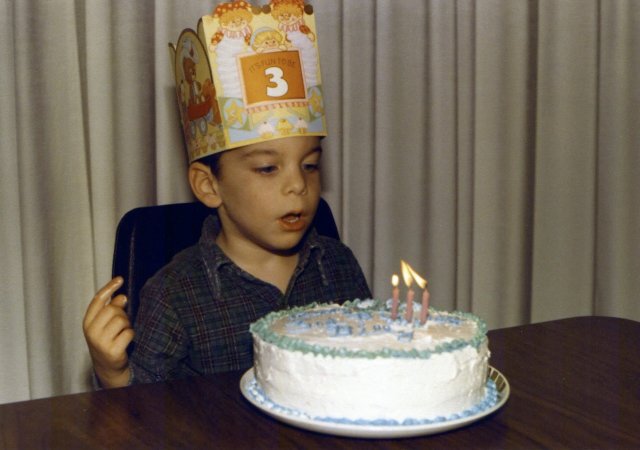 1979-12-09 Blowing out the candles.jpg