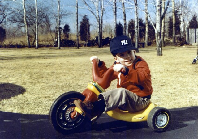 1980-03 Yankee fan out for a ride.jpg