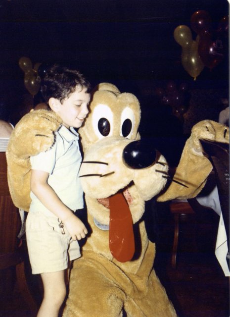 1982-06 Breakfast with the characters - Pluto.jpg