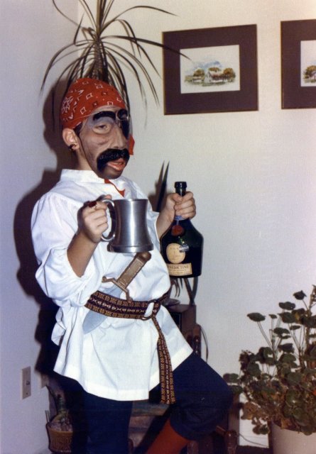 1984-10-31 Pirate.jpg